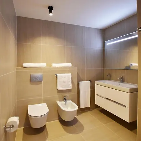 فندق مبيت وإفطار Monte Rosso بوريتش