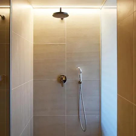 فندق مبيت وإفطار Monte Rosso بوريتش